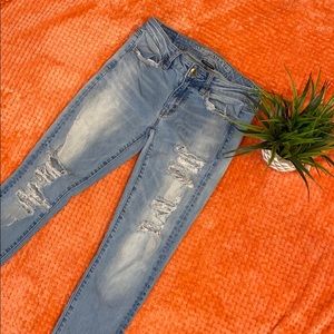 American Eagle Skinny Ripped Jeans  Size 2 Regular